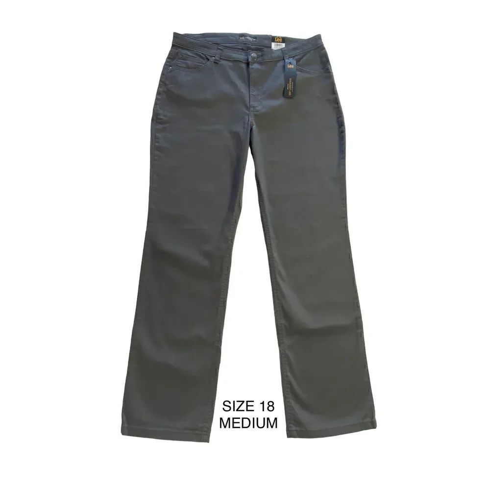 LEE Women’s 18 Medium Mid-Rise Straight Leg Jeans in Charcoal